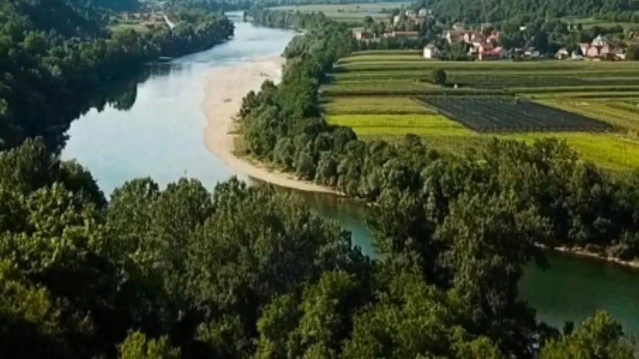 Etno Selo Bok Bed & Breakfast Vrhpolje Luaran gambar