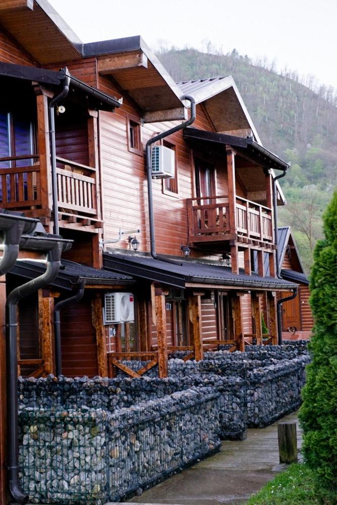 Etno Selo Bok Bed & Breakfast Vrhpolje Luaran gambar